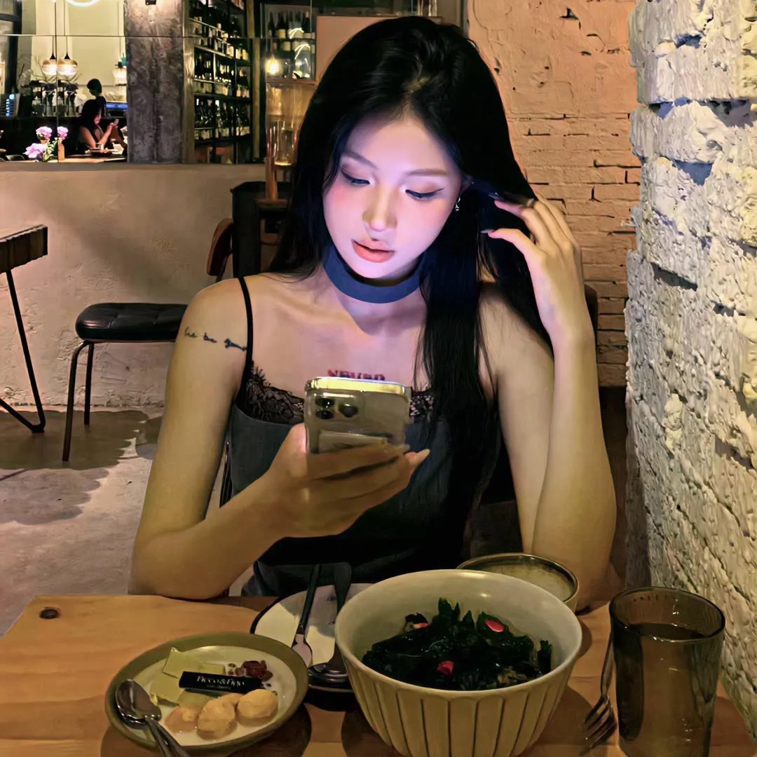 莫滕船长与蜘蛛女王